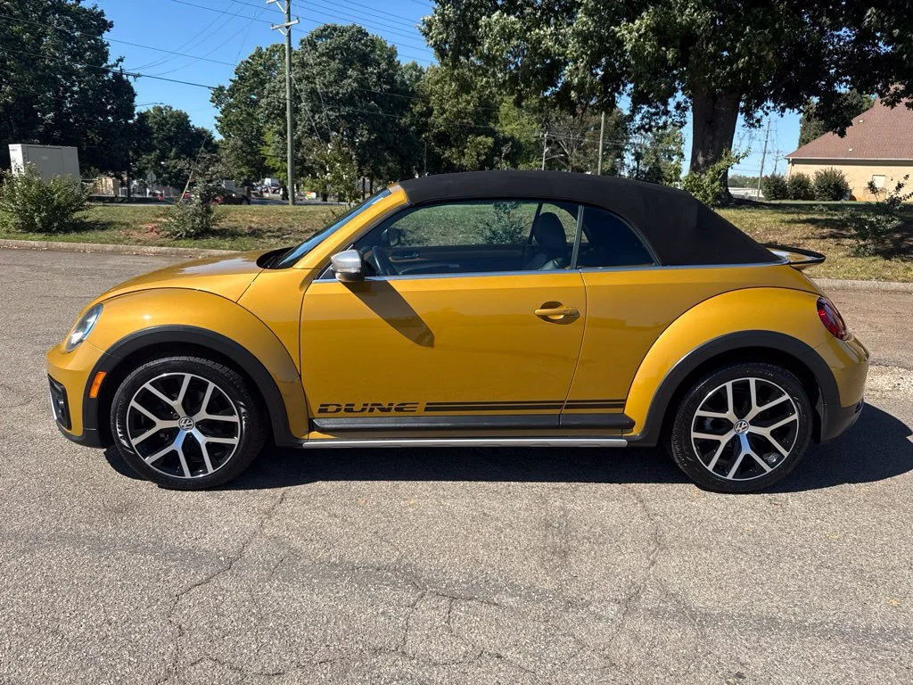 Used 2017  Volkswagen 1.8T Dune image 2
