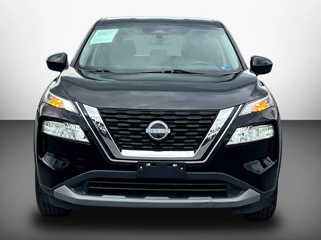 Used 2023 Black Nissan SV image 2