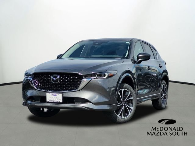 2025 Mazda CX-5 S Preferred package Auto AWD's photo