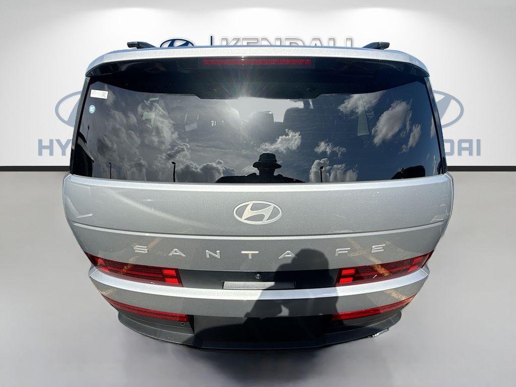 New 2026 Shimmering Silver Hyundai SEL FWD image 5
