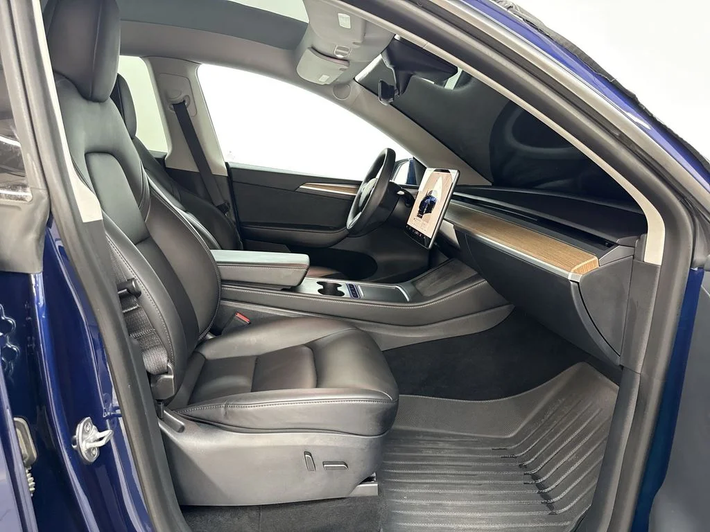 Used 2023 Deep Blue Metallic Tesla Long Range image 18