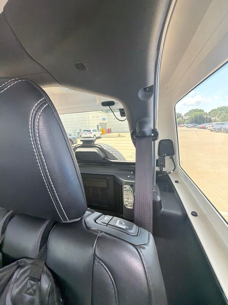 Used 2021 Sting-Gray Clearcoat Jeep Unlimited Sahara image 35
