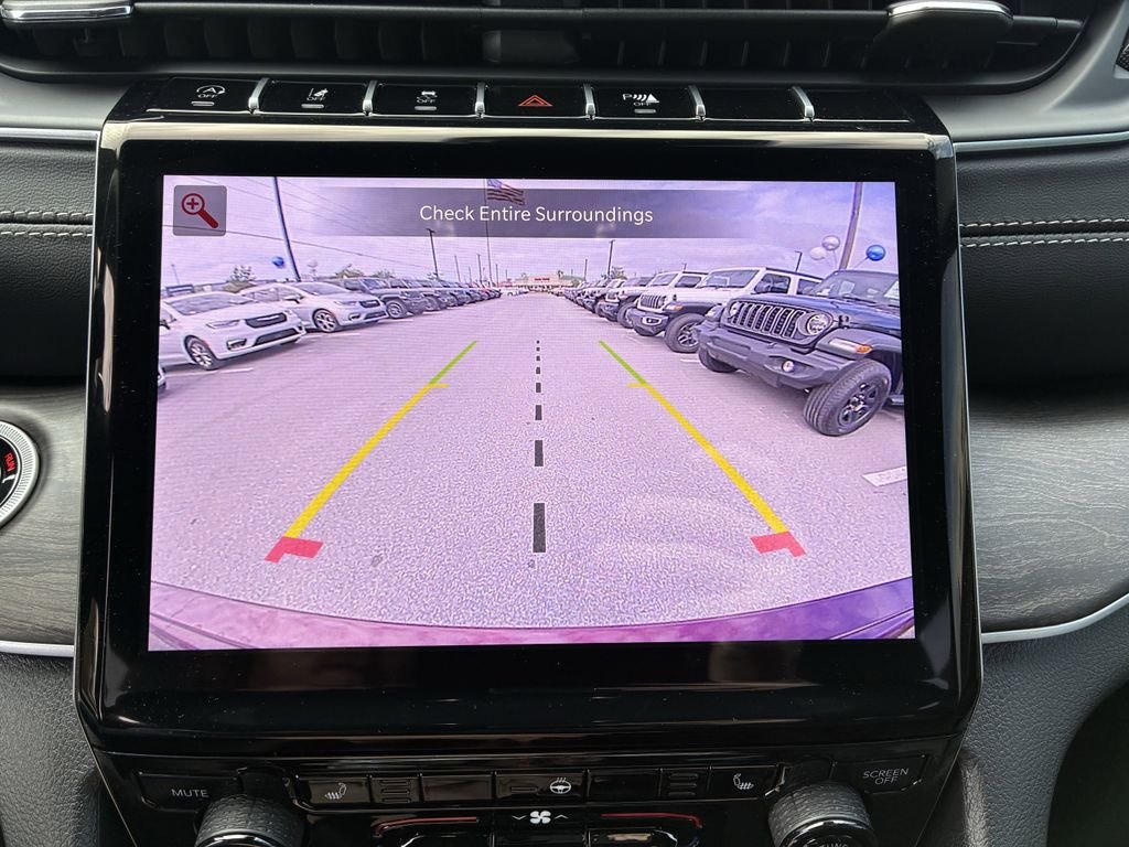New 2025 Velvet Red Pearl-Coat Exterior Paint Jeep Limited image 26