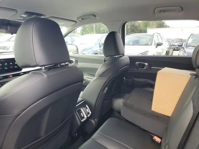 New 2026 Wolf Gray Kia S image 24