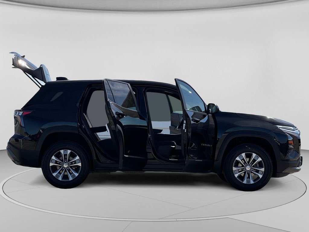 Used 2025 Black Chevrolet LT image 30