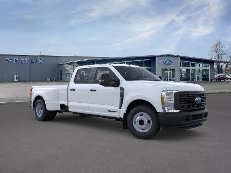New 2026 Oxford White Ford F-350® XL image 7
