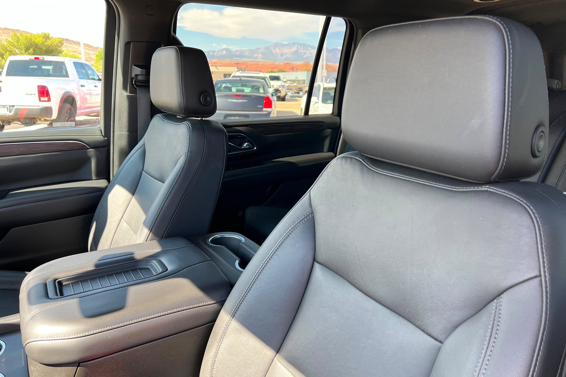 Used 2021 Empire Beige Metallic Chevrolet Z71 image 17