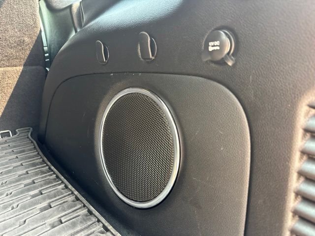 Used 2021 Granite Crystal Metallic Clearcoat Jeep Laredo X image 25
