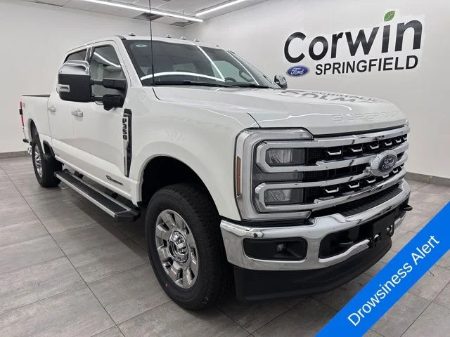 New 2026 Star White Metallic Tri-Coat Ford F-350® Lariat® image 6