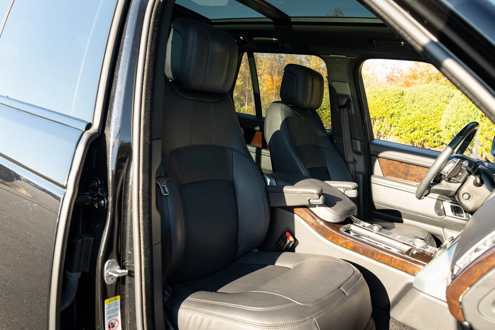 Used 2021  Land Rover Westminster image 35