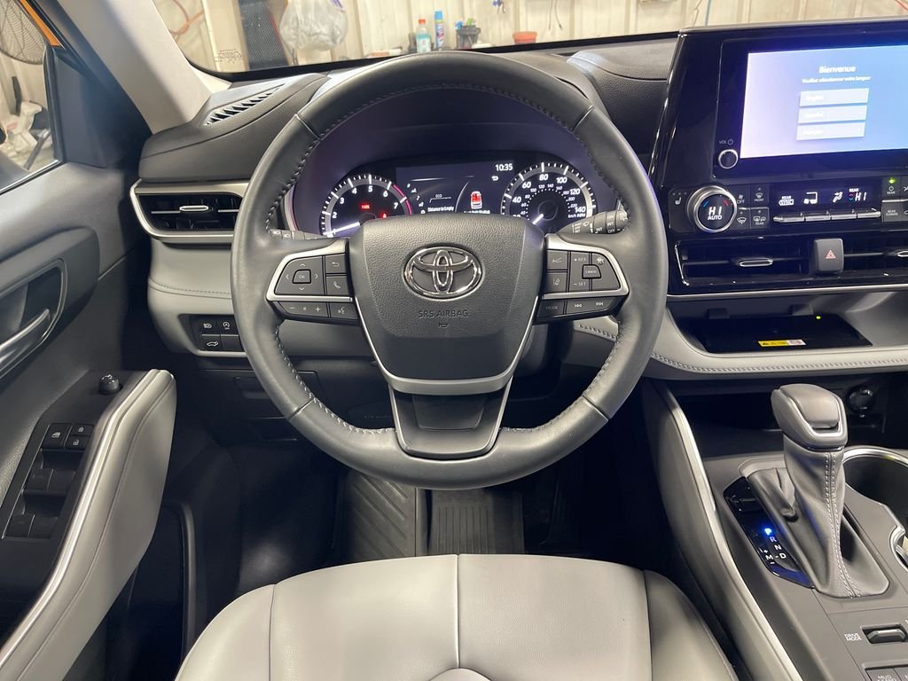 Used 2023 Black Toyota XLE image 16