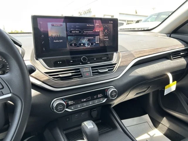 New 2026 Scarlet Nissan 2.5 SV image 35
