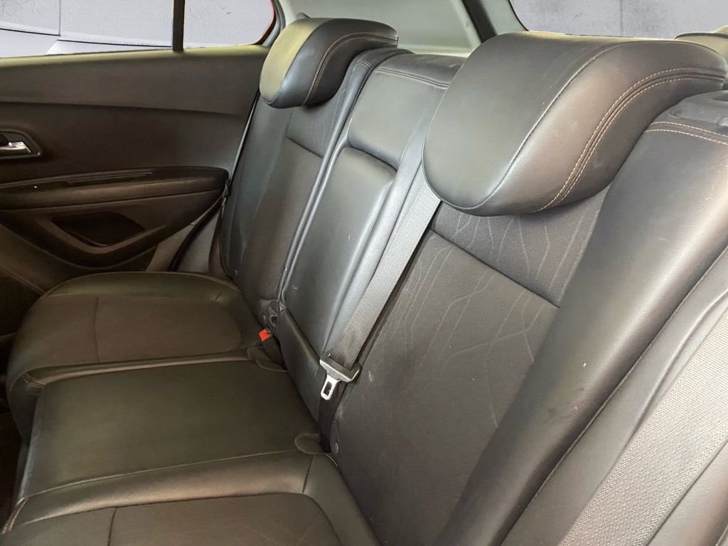 Used 2021 Red Chevrolet LT image 18