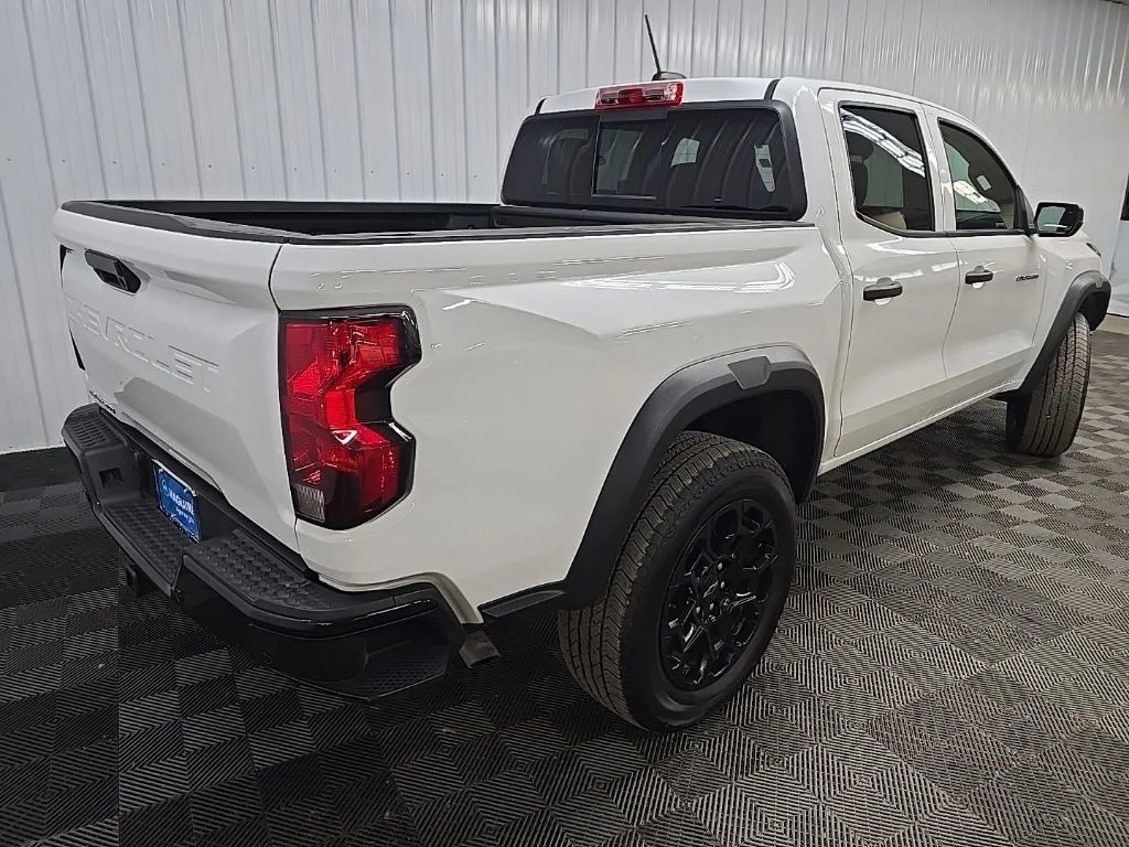 Used 2026 White Chevrolet Trail Boss image 12