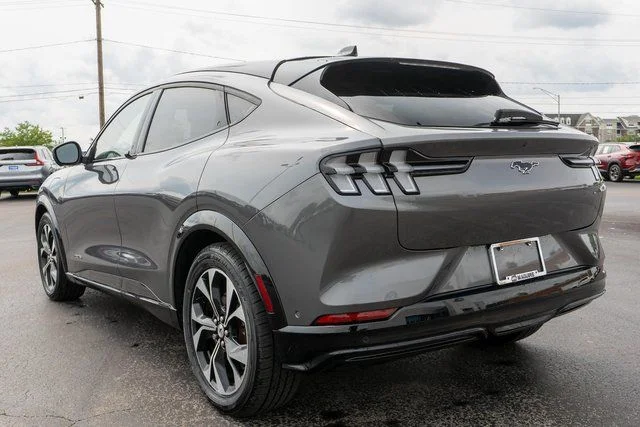 Used 2021 Gray Ford Premium image 8