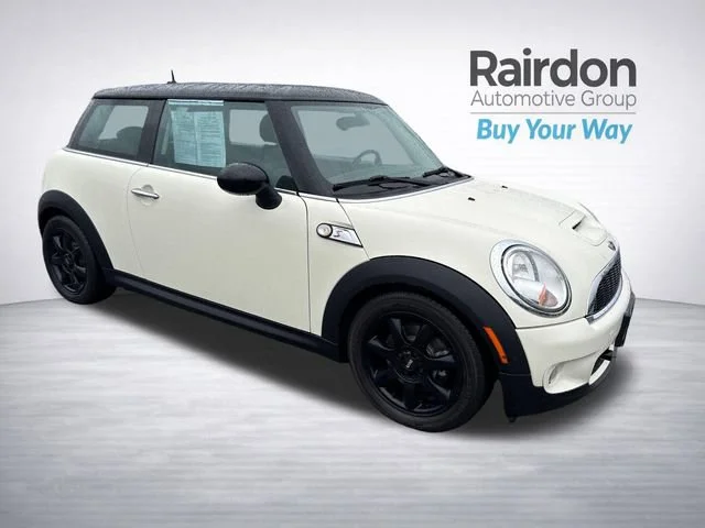 2010 MINI Cooper S's photo