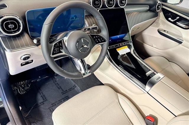 New 2026 Black Mercedes-Benz GLC 300 image 39