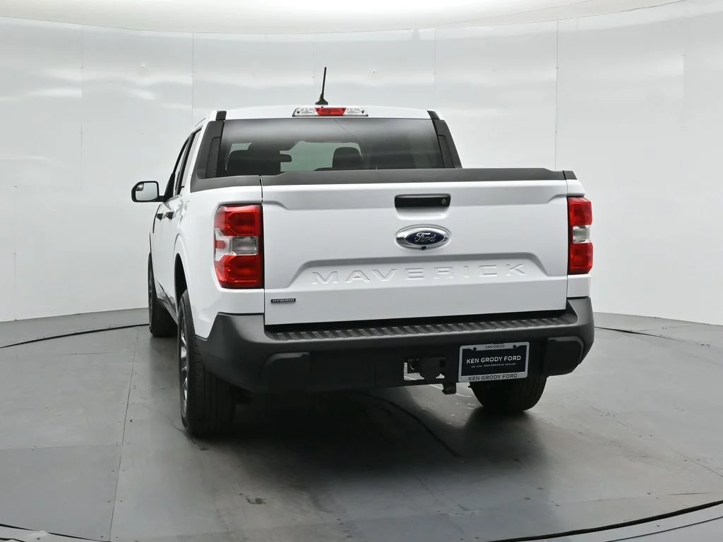 Certified Used 2023 White Ford XLT image 24