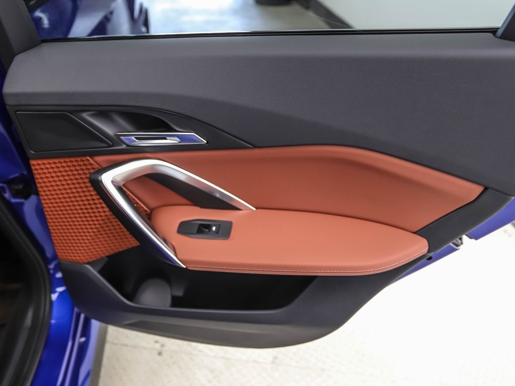 Used 2026 Blue Metallic BMW xDrive28i image 23