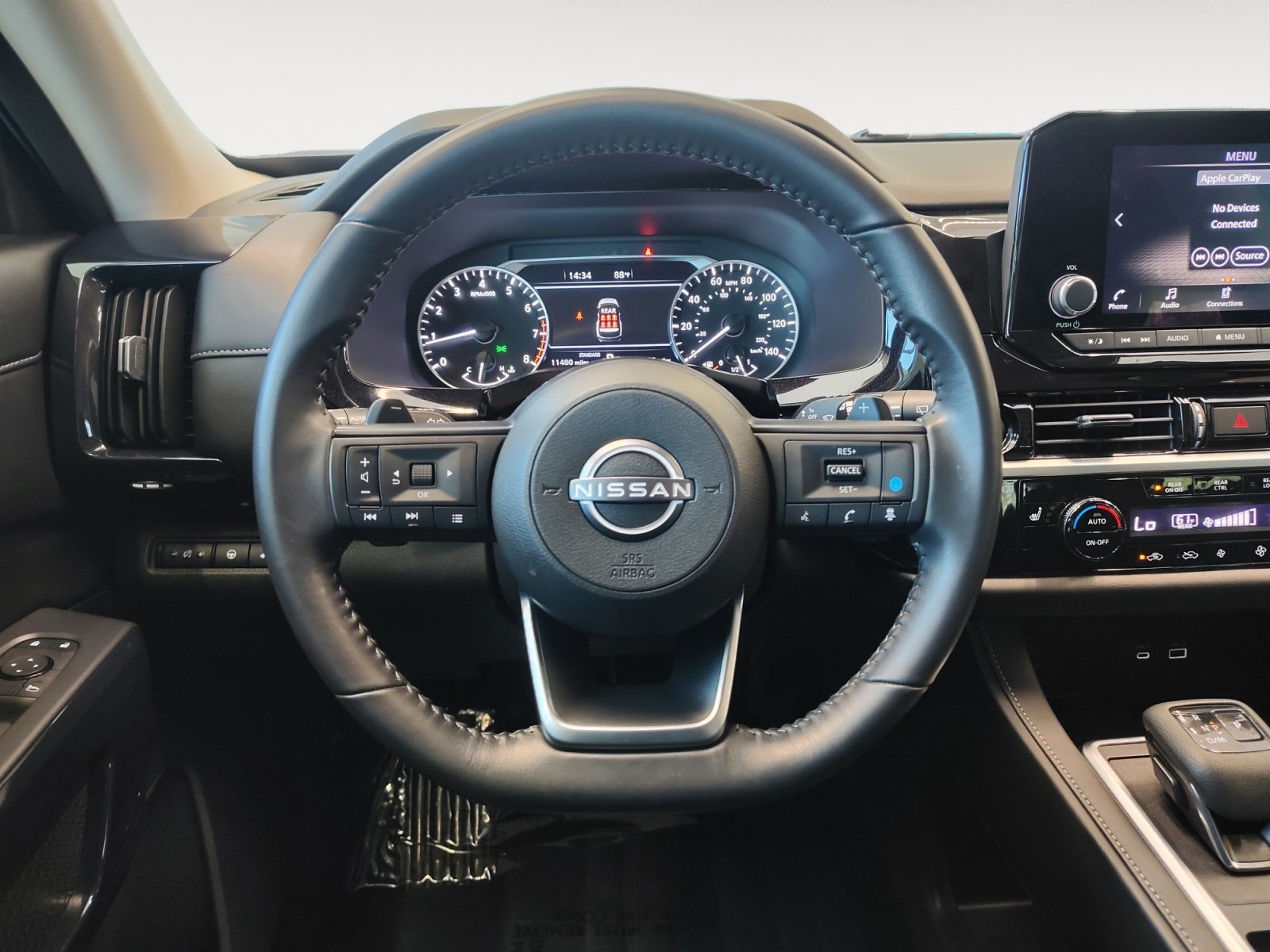 Used 2025 Super Black Nissan SV image 14