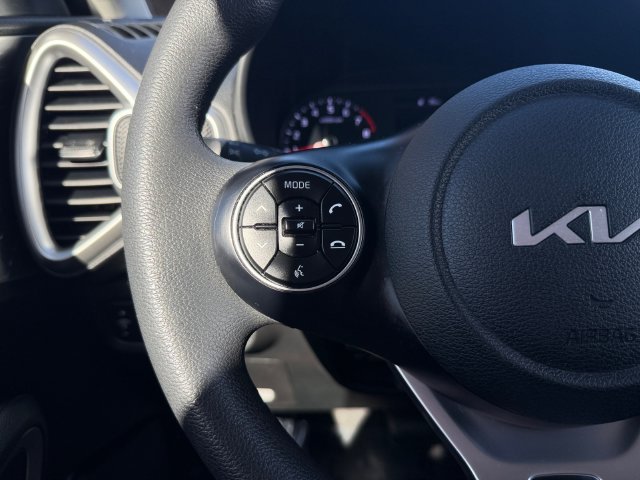 Used 2022 Red Kia LX image 11
