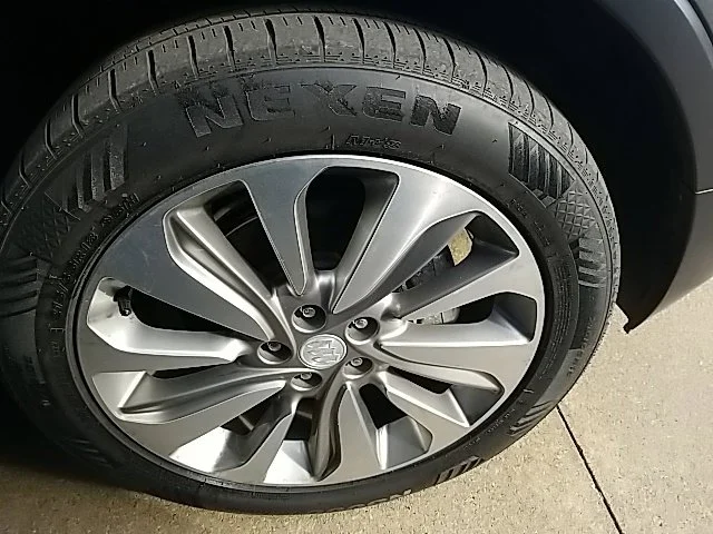 Used 2017 Gray Buick Preferred image 28