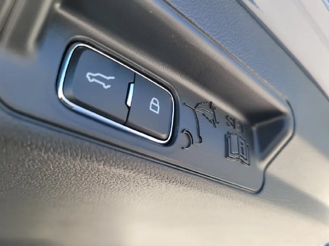 New 2026 Vapor Blue Ford Active image 11