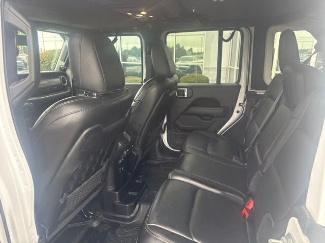 Used 2021 White Jeep Unlimited Rubicon 392 image 17