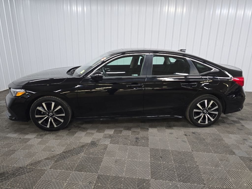 Used 2023 Black Honda EX image 5