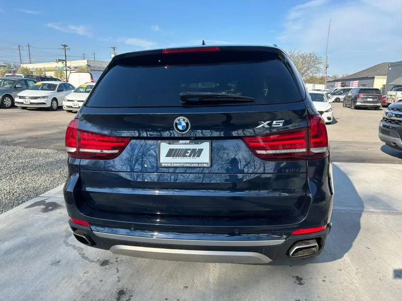 Used 2018 Blue BMW xDrive35i Sport Utility 4D image 24