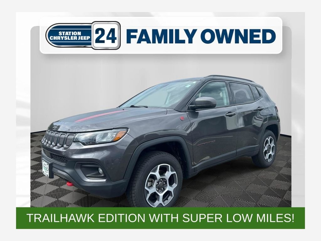Used 2022 Gray Jeep Trailhawk image 1