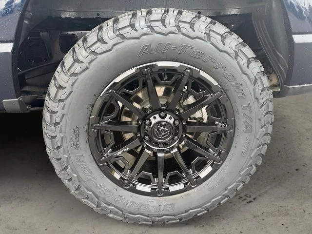 Used 2023 Blue Ford Tremor image 9