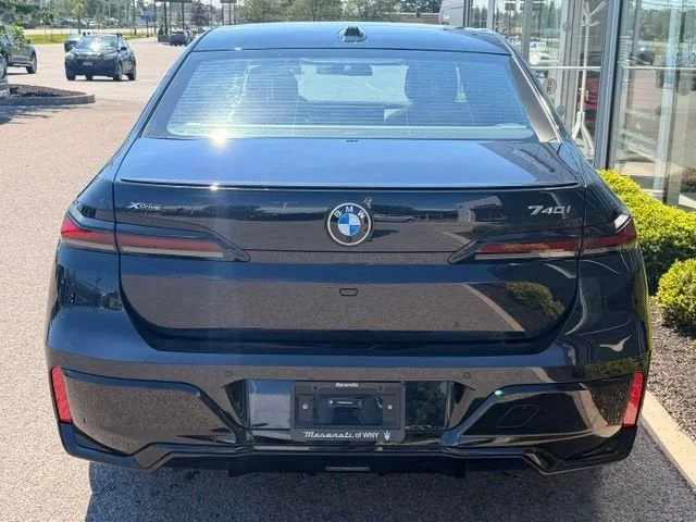 Used 2025 Carbon Black Metallic BMW 740i xDrive image 5