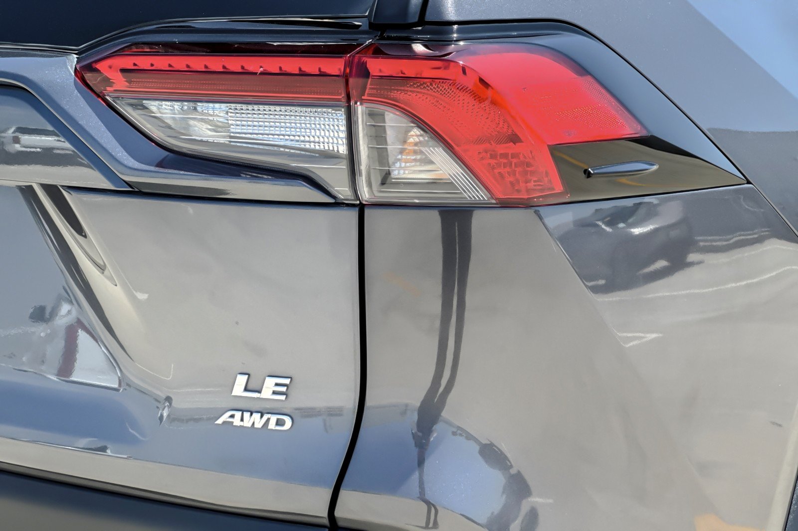 Used 2021 MAGNETIC GRAY Toyota LE image 25