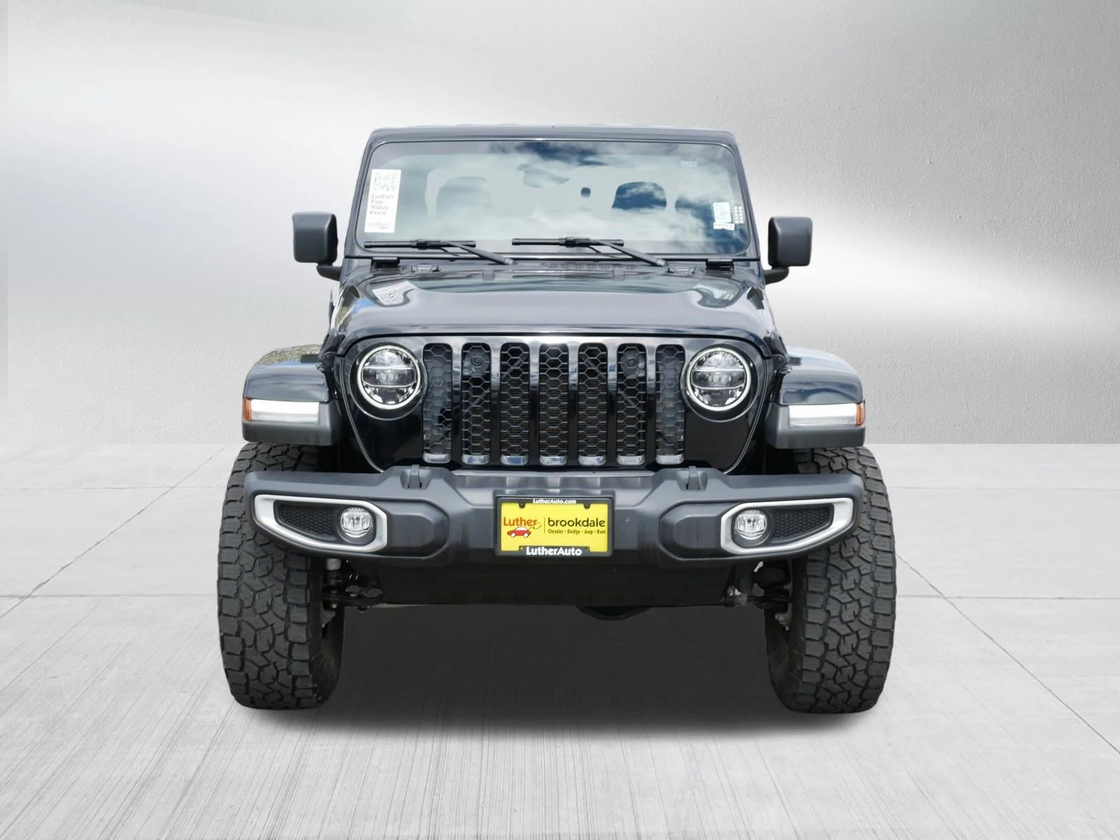 Used 2022 Jeep Gladiator Sport S with VIN 1C6HJTAG0NL102246 for sale in Brooklyn Park, Minnesota