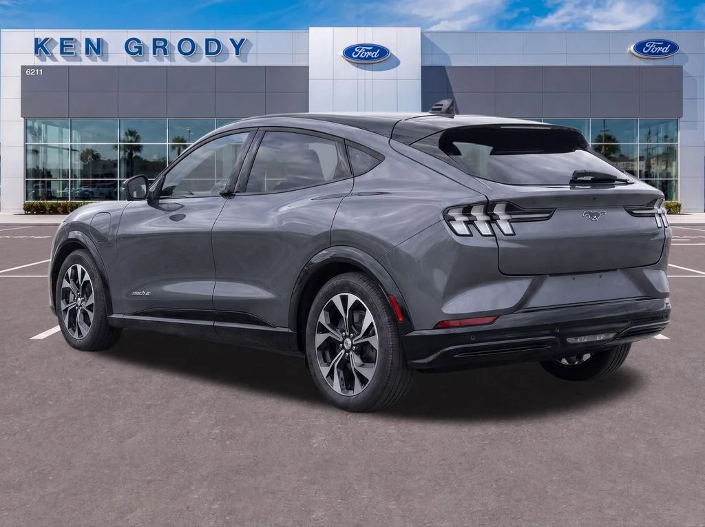 Certified Used 2023 Gray Ford Premium image 4