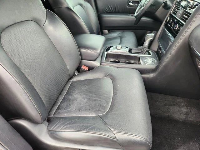 Used 2023 Super Black Nissan SL 4x2 image 13