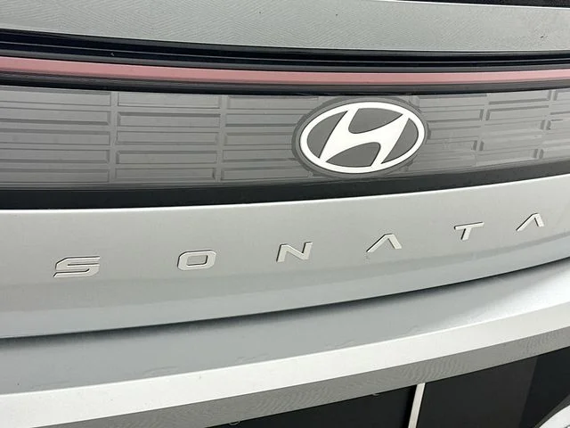 New 2026 Silver Hyundai SE image 23