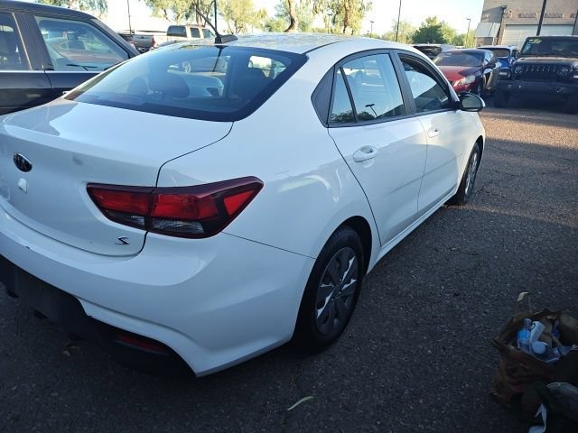 Used 2020 Clear White Kia S image 7