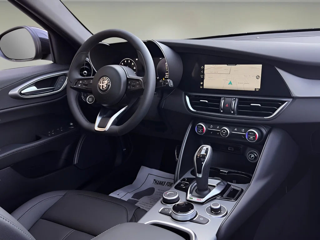2026 Alfa Romeo Giulia Base - Photo 29