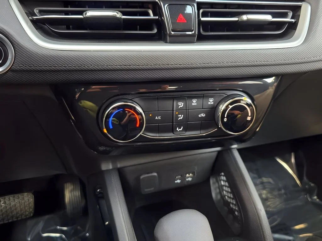 2025 Chevrolet Trailblazer LT - Photo 19