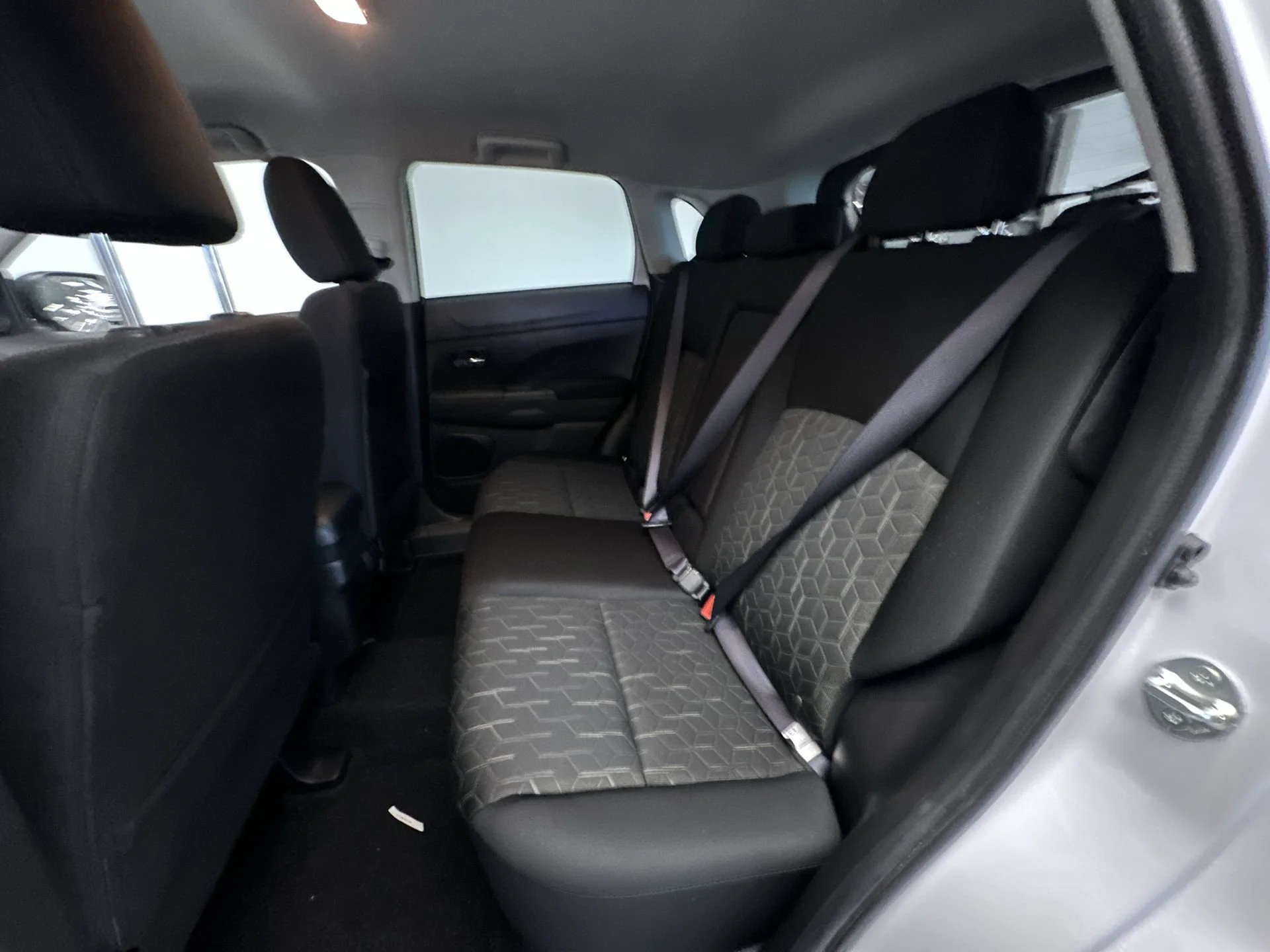 New 2026 White Diamond Mitsubishi ES image 21