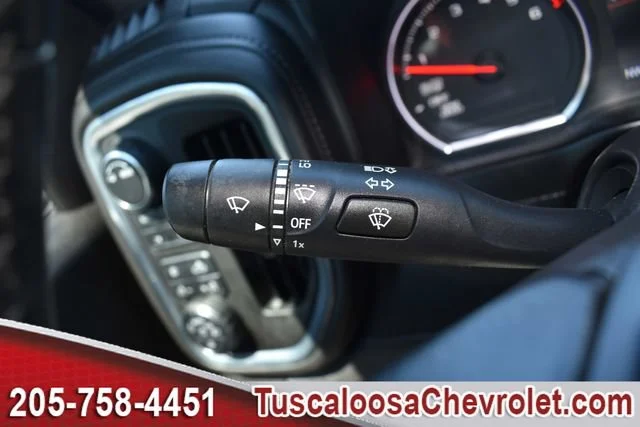 Used 2021 SUMMIT WHITE Chevrolet LTZ image 33