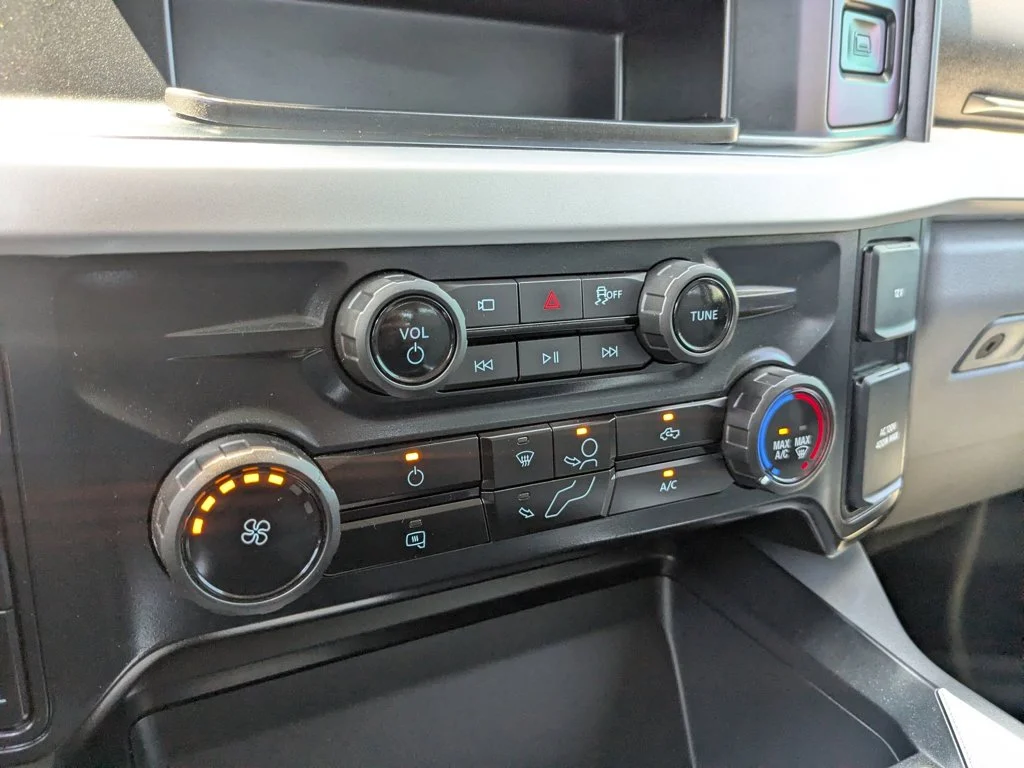 Used 2025  Ford XLT image 17