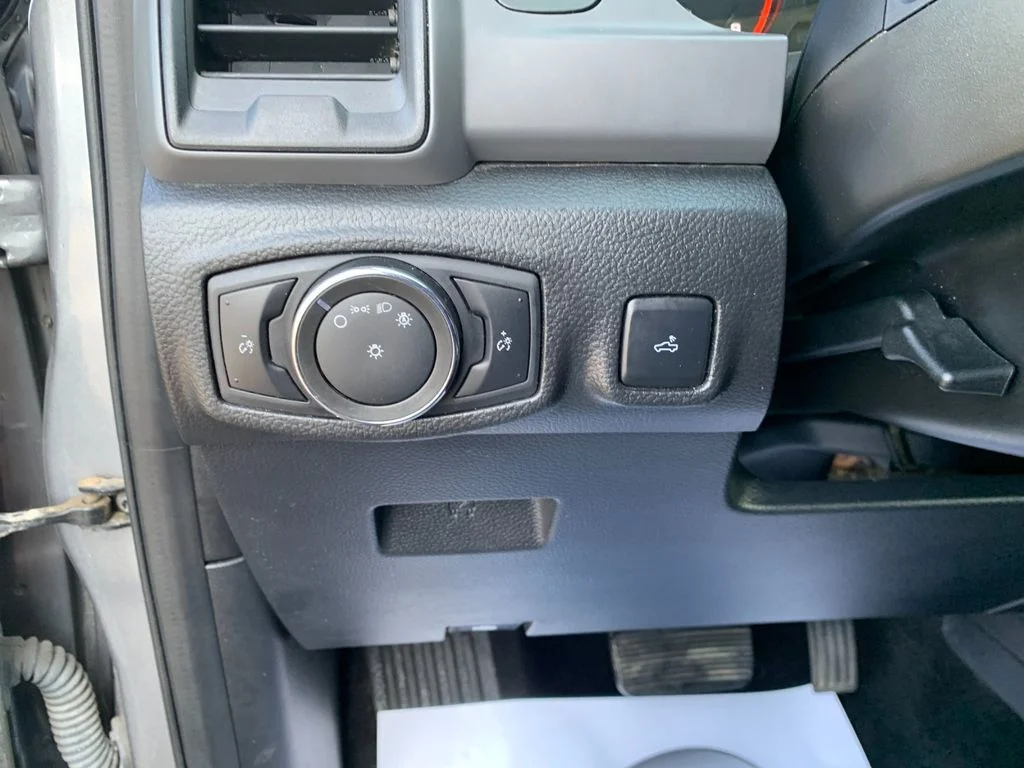 Used 2021 Gray Ford XL image 31