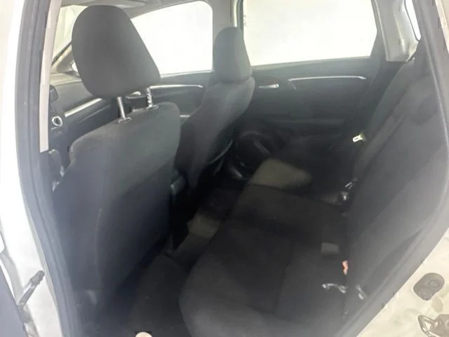 Used 2016 White Honda EX image 17