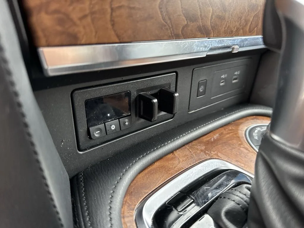 Used 2024 Aspen White Nissan SL image 54