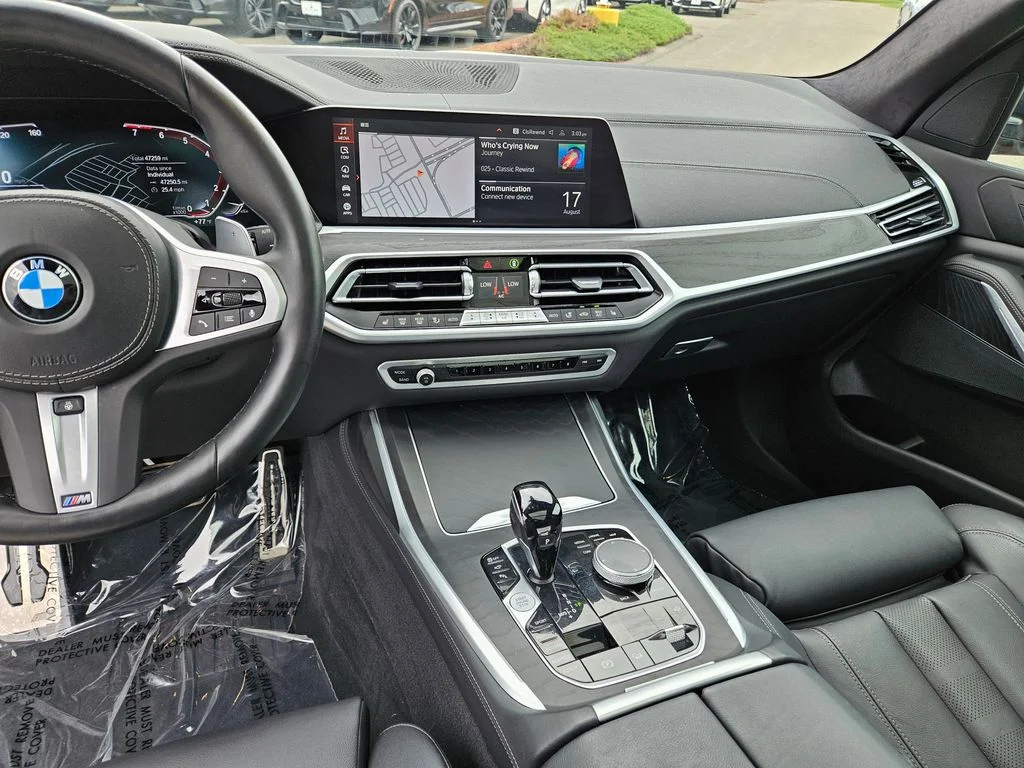 Certified Used 2022 Alpine White BMW xDrive40i image 29