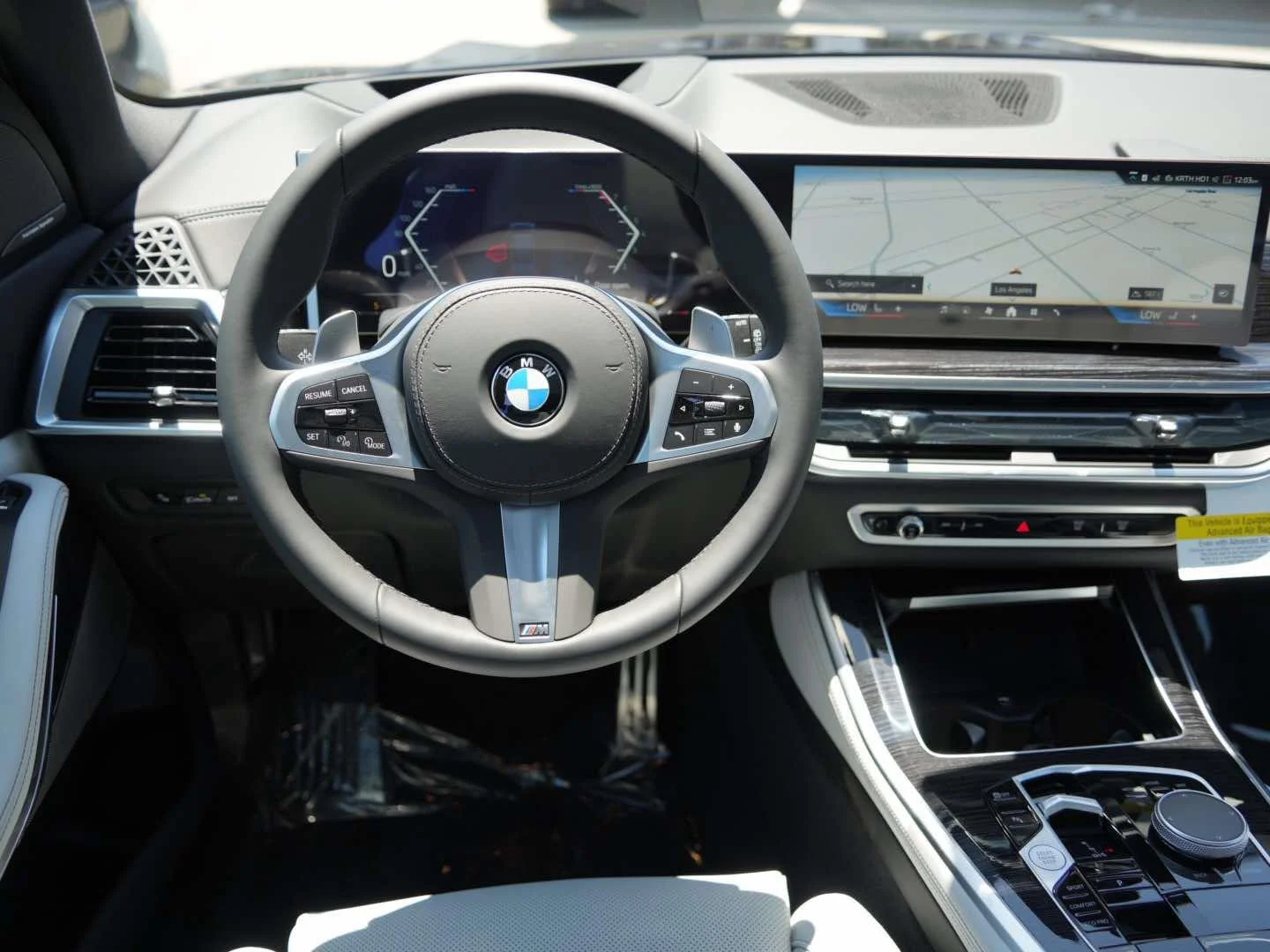 New 2026 Carbon Black Metallic BMW sDrive40i image 8