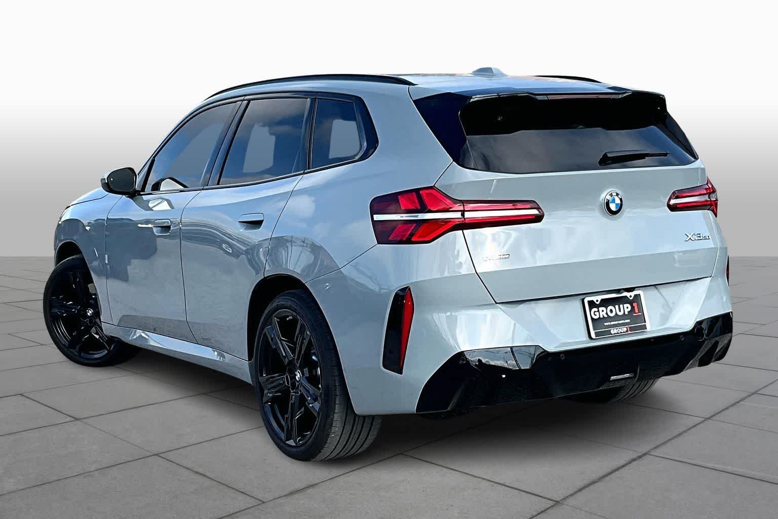 2026 BMW X3 30 - Photo 11